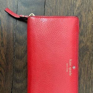 Kate Spade full zip wallet